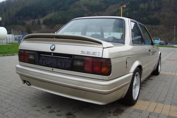 r7U30w_20_KGrHqUOKisEu_I-SPWBL_0zBJcbQ_27