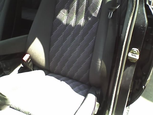 Sitze neu bezogen und Armlehne