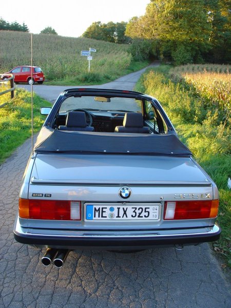 325ix Baur von hinten