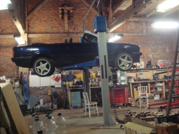 Umbauzeit 2010, bei der Krümmerfrage- sozusagen: Kreativpause:-D