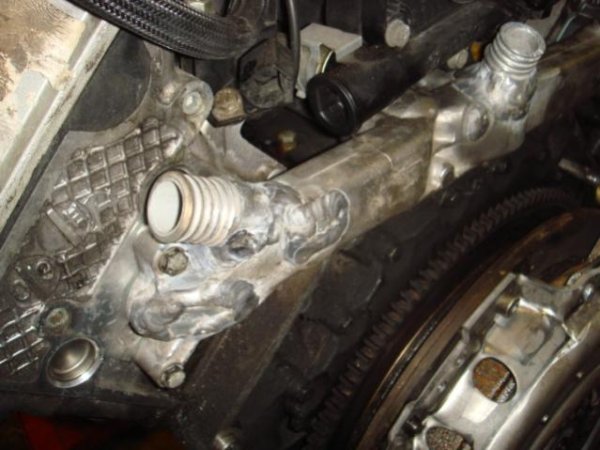 Leicht modifizierter Wasserschacht hinten.