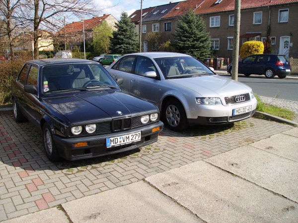 BMW E30 316 i VS. Audi A4 E8