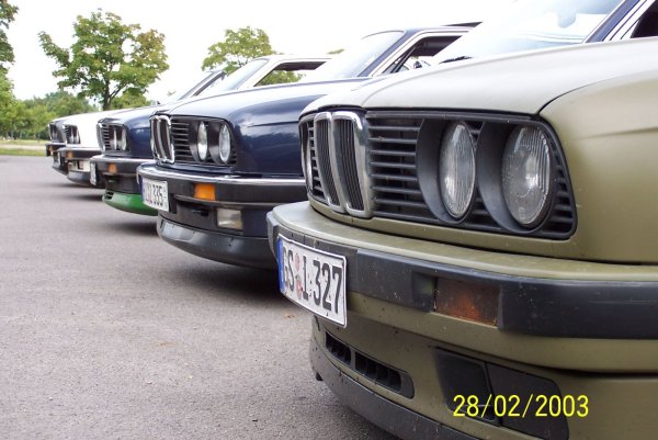 Des Försters  matt-olives-Spielmobil