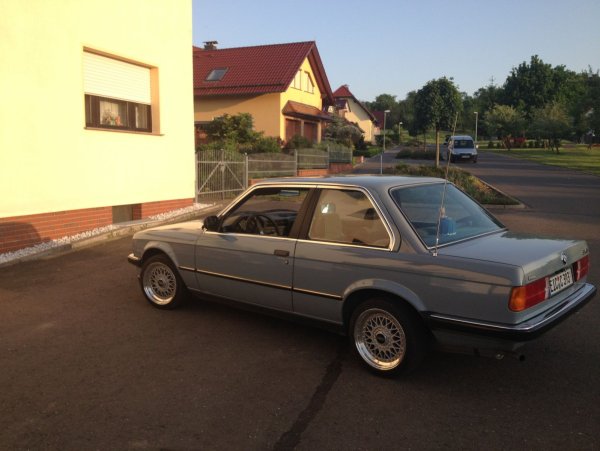 ersten Sonnenstrahlen genossen