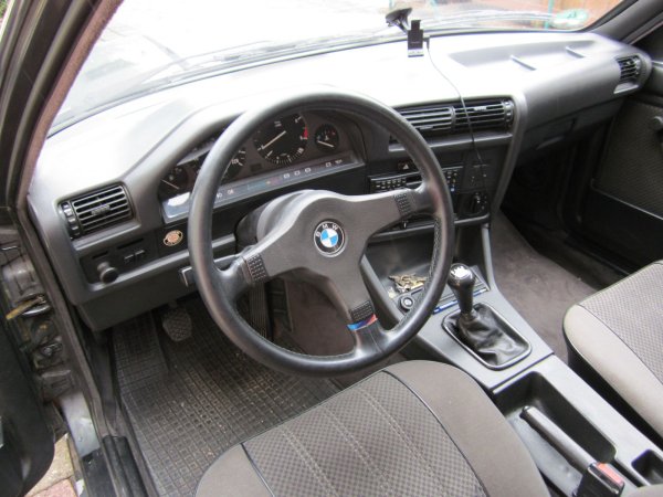 Innenraum, ohne Ausstattung ;-)