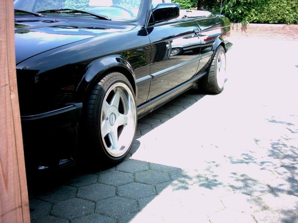 327 i E30 Cabrio in Carbonschwarz/Shadow wie geleckt! 4te.