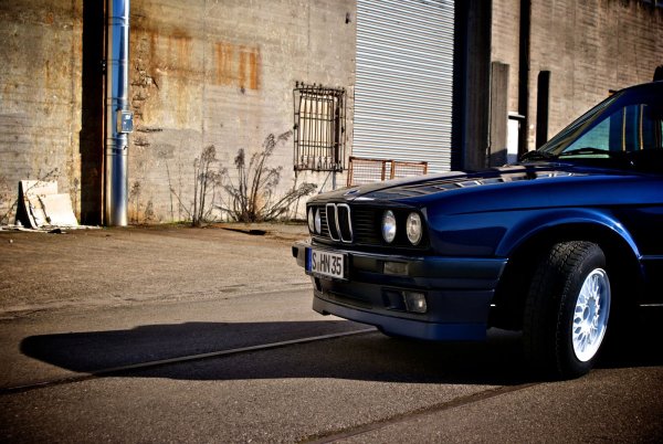 318is Lazurblau metallic