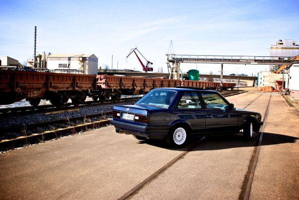 318is Lazurblau metallic