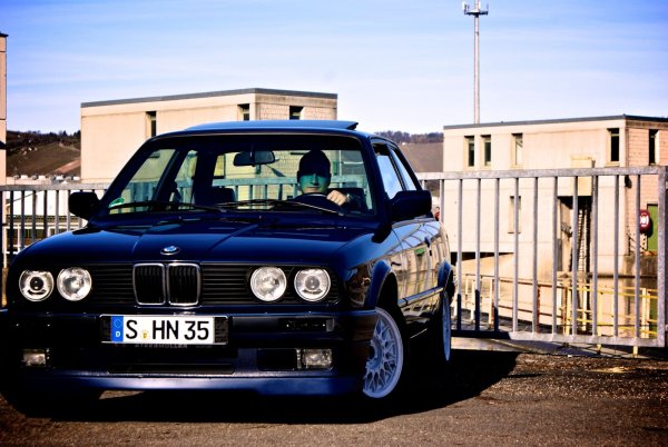 318is Lazurblau metallic