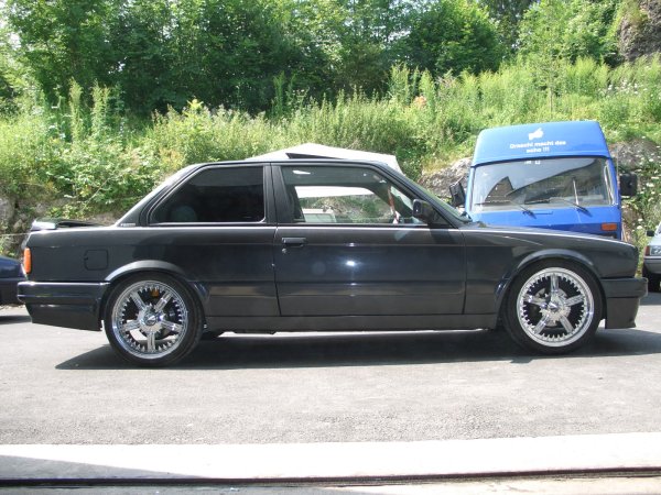 Versuch mit 18" Relic Felgen