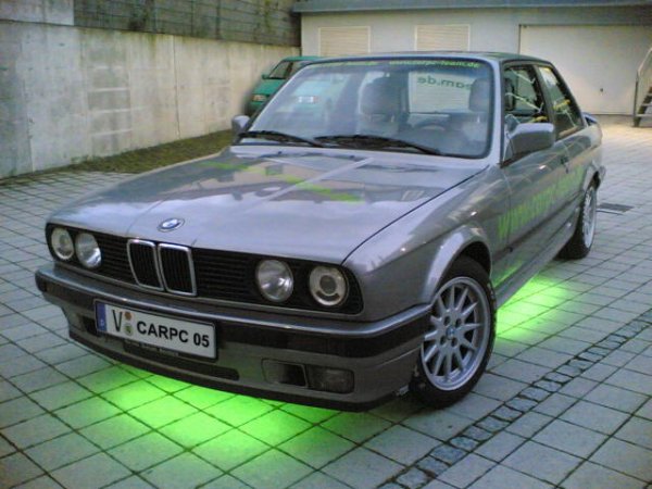 BMW E30 318i