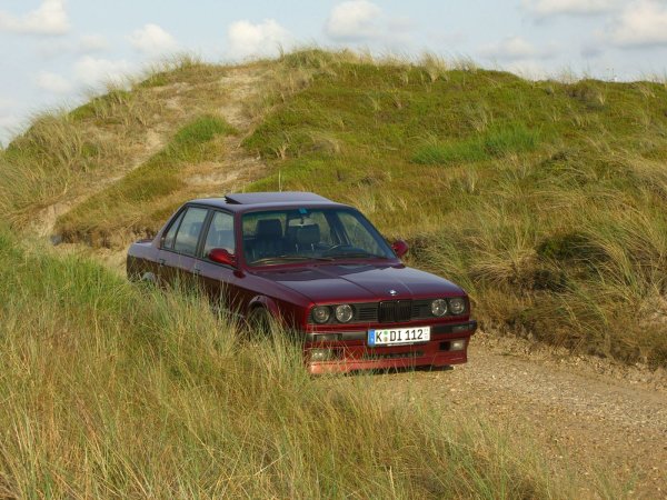 Mike D.Â´s Bomba in den Dünen