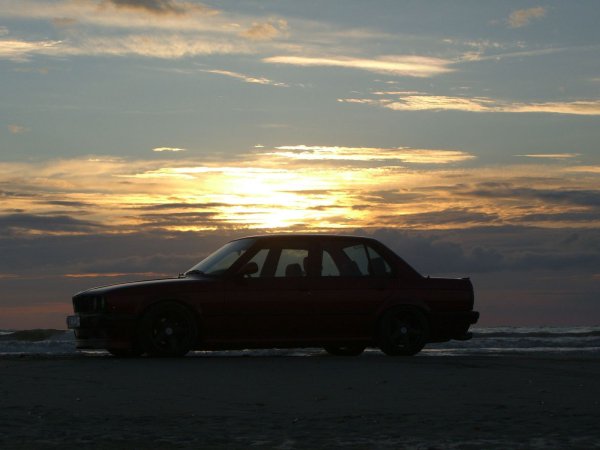 Mike D.Â´s Bomba im Sonnenuntergang