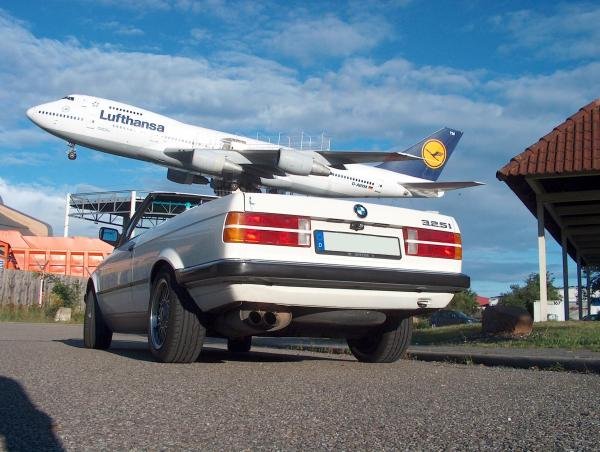 325i  6.87 bei Technik Museum Speyer