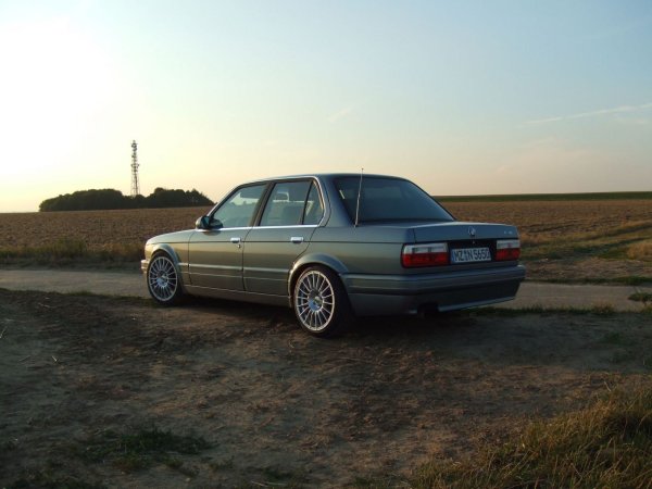 ...und von Hinten...