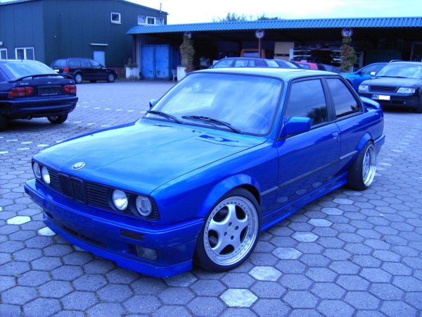 E30 318is
