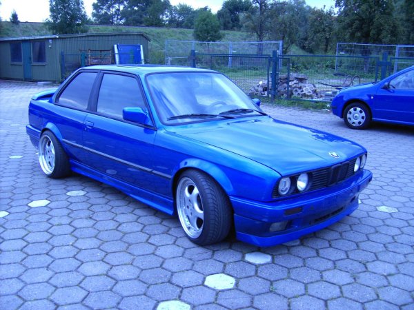 E30 318is