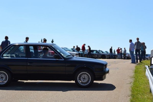 Ich am rückwärts einparken auf dem Kandel ;)