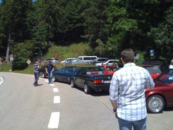 2 super tage mit toller stimmung, geilen pässen, und hammer wetter + schöne autos :D was will man mehr ??