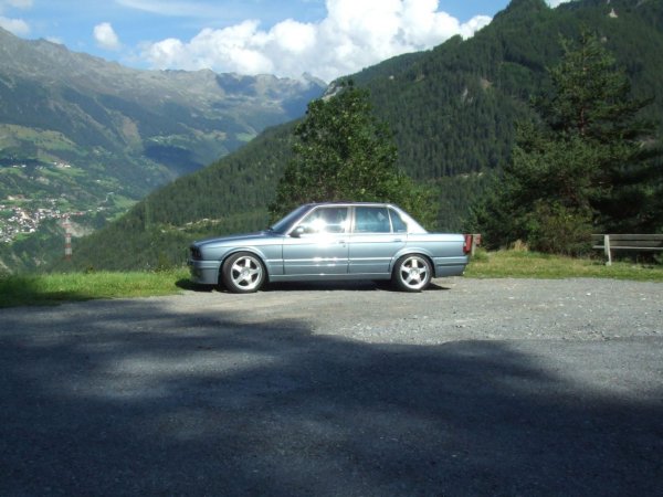 E30 meets Austria