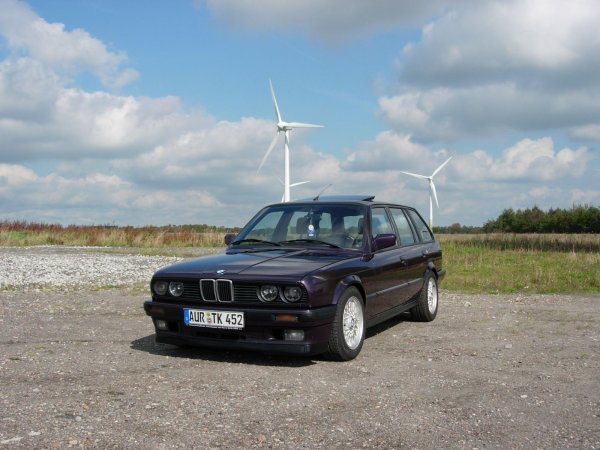 Touring in ostfriesischer Landschaft