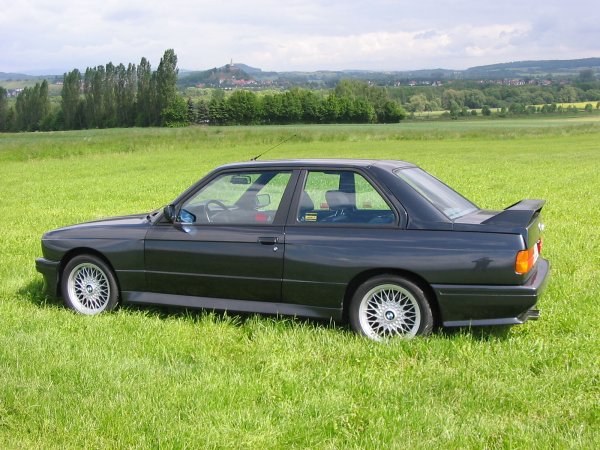 M3 1990 215PS