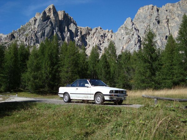 Vor einem Teil der Sella Runde.