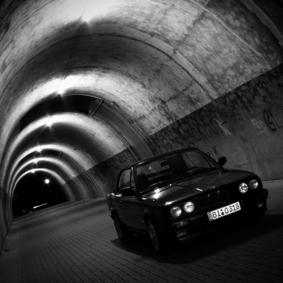 Cabrio im Tunnel