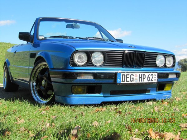 Mein Auto am großen Fluß