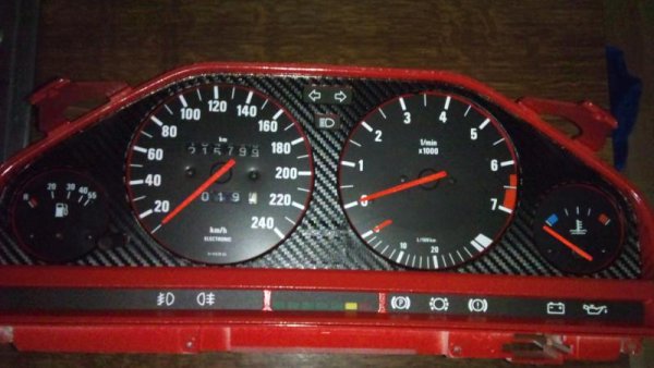 Tacho, neue Batterien eingelötet, LED ersetzt für SRL und 3D Carbonfolie