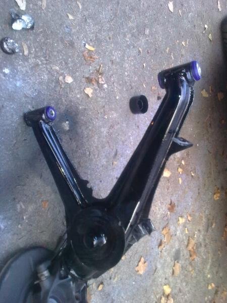 achsschenkel abs mit neuen superflex buchsen und neuem radlager