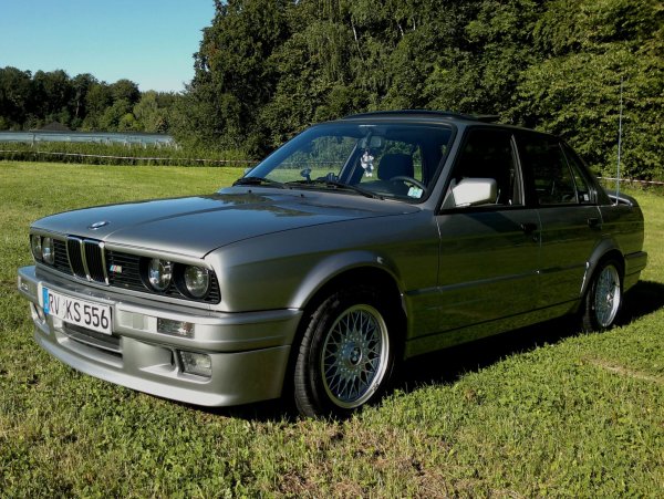 325i M-Tech II im Grünen