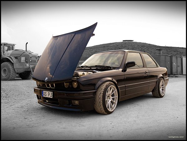 BMW e30 4.0 V8