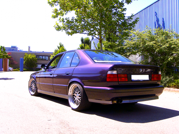 BMW E34 M5