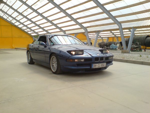 E31 850i Tobagoblau