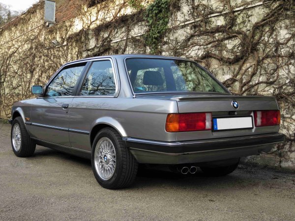 BMW 325i - 1987