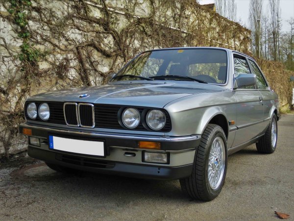 BMW 325i - 1987