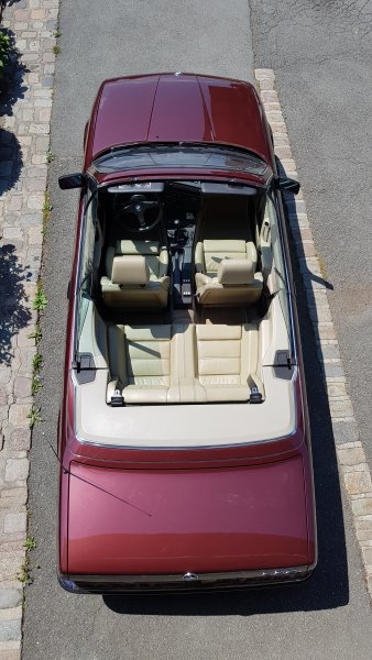 Burgundrot / Perlbeige