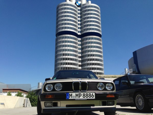 Vierzylinder_Hochhaus