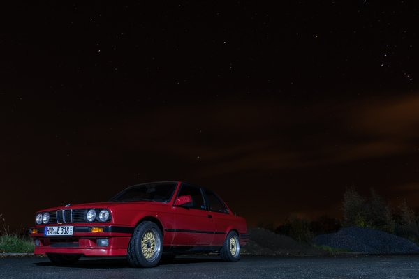 BMW e30 318is im Gewerbepark