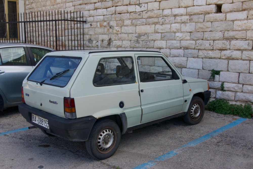 Fiat Panda 141 weiß.jpeg