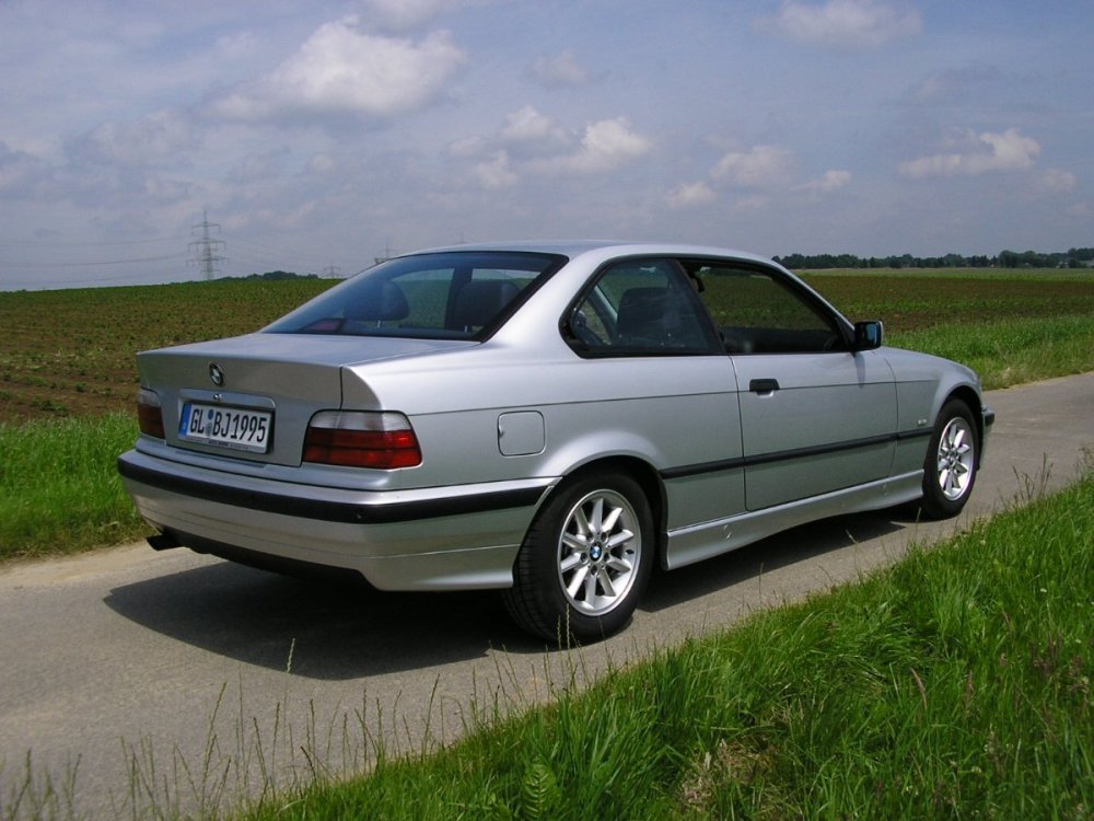 BMWi4.JPG
