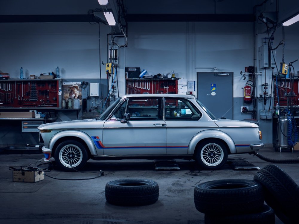 bmw2002turbo-seite.jpg