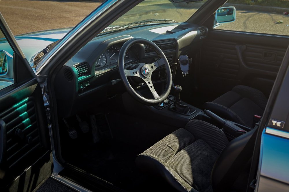 E30Baur325-29.thumb.jpg.0b539f9aff1105824c38da06aa708a11.jpg