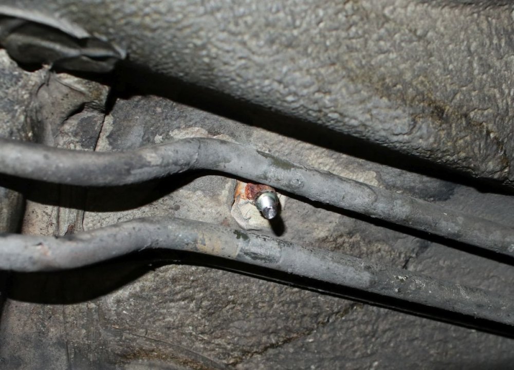 B6_Benzinpumpe_02.jpg