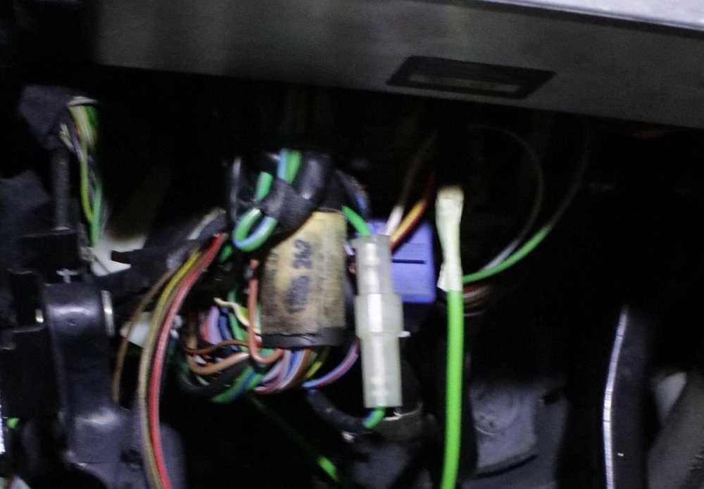B6_Radio_06.jpg