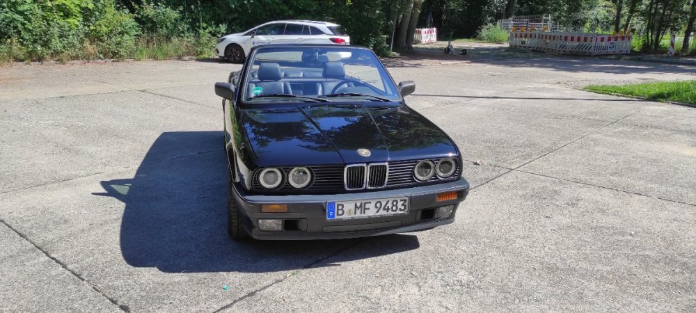 Cabrio offen vorne.jpg