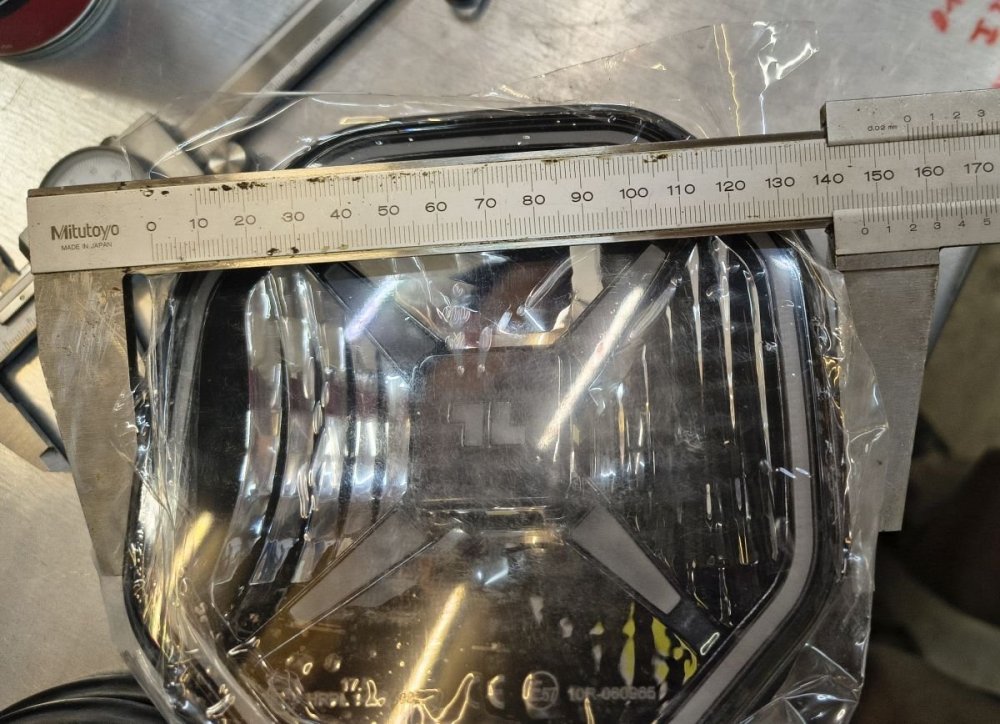 B6_LED_46.jpg