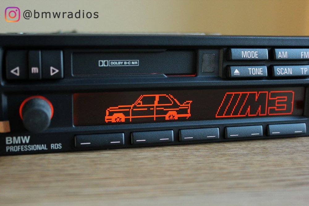 BMW E30 M3 Professional RDS Radio.jpg