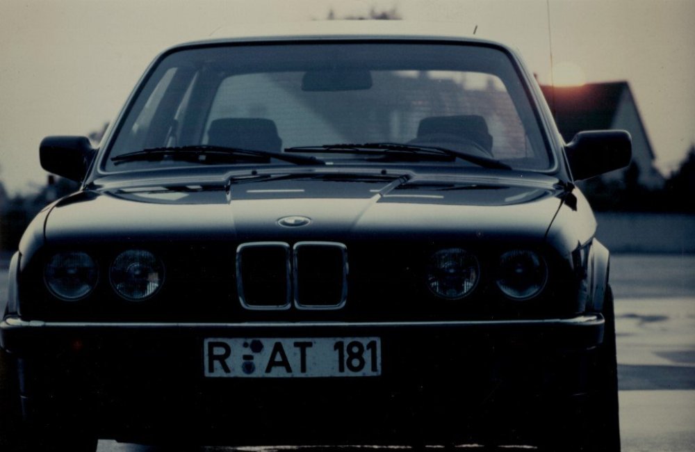 318i_Front (Foren).jpg